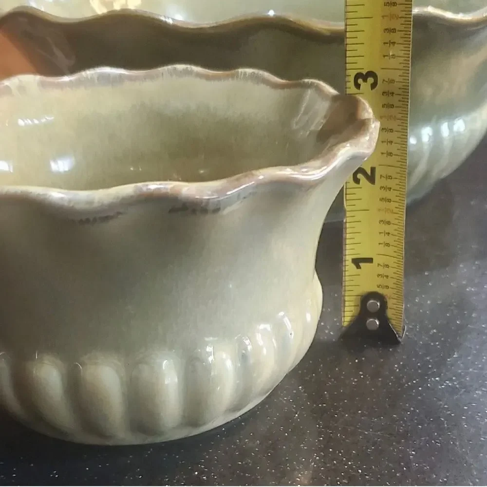 Source Unknown ceramic serving